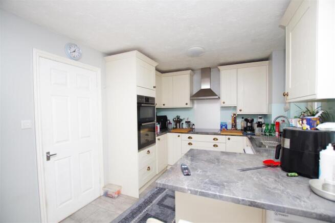 Kitchen/Breakfast