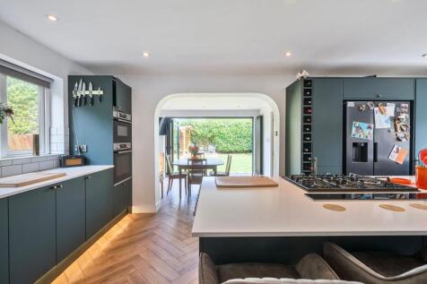 South Grove, Petworth, GU28