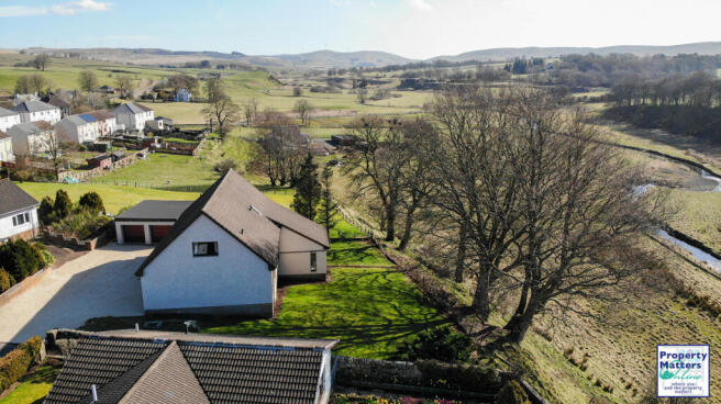5 Bedroom Detached Villa