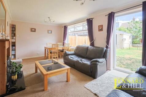 Stifford Clays Road, Grays, RM16 2DR