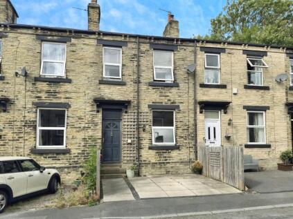 Prospect Terrace, Cleckheaton, BD19