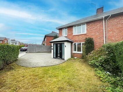 Queens Crescent, Wallsend