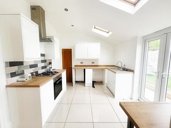 Breakfasting Kitchen