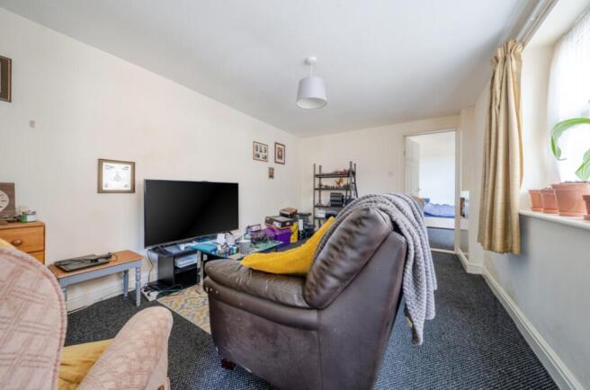 1298474-10-685d51af40579