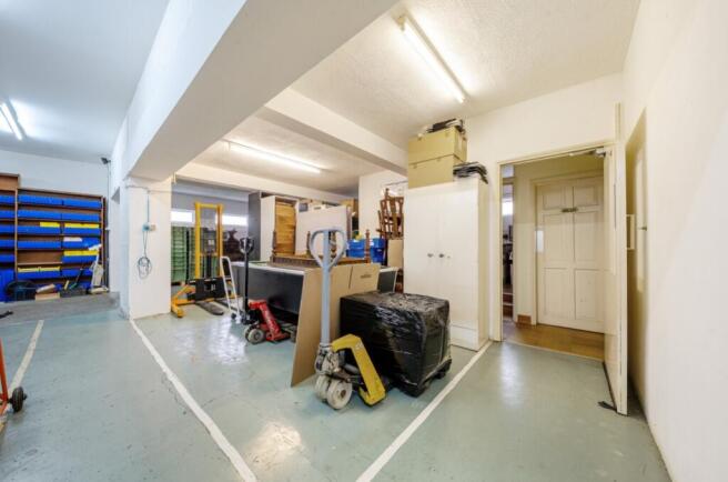 1329022-2-6887834d09215