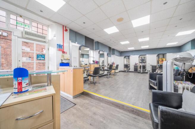 1319758-3-687ffbf5ab2dc-ARW-1