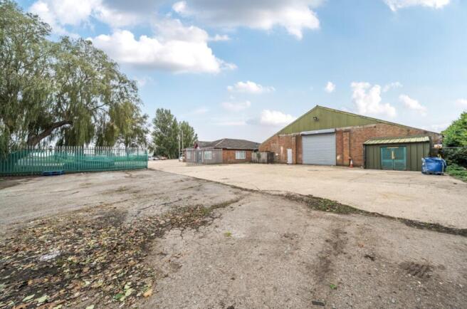 1362874-4-68e536ec256c8