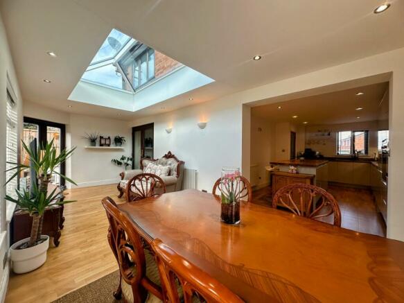 Sun Room to Kitchen