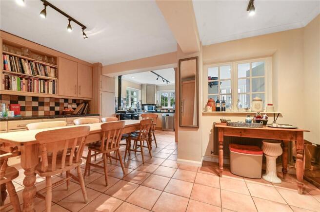 Kitchen/Breakfast Rm