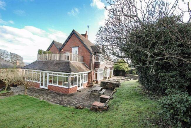 7 bedroom detached house for sale in Hurst Road, Hassocks, BN6