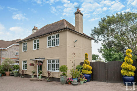 Frinton on Sea - 4 bedroom detached house for sale
