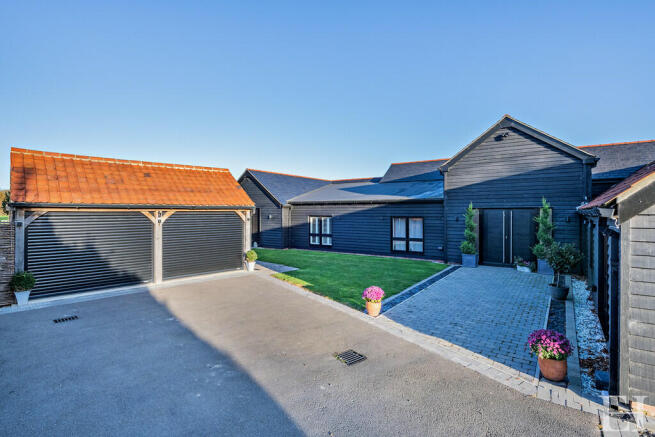 8629517-exterior1...
