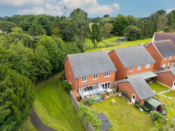 73 Ribbans Park R...