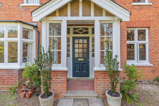 8646440-exterior1...