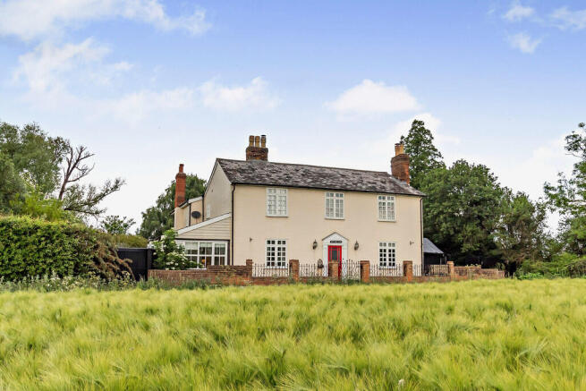 8648440-exterior2...