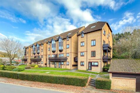 Hawkshill, Dellfield, St. Albans, Hertfordshire, AL1