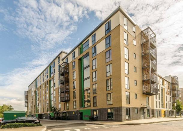 2 Bedroom Flat for Sale