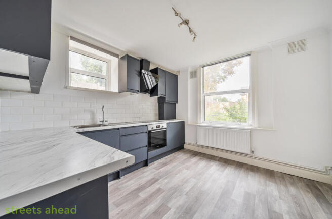 0e8770bb-03c3-4f7...