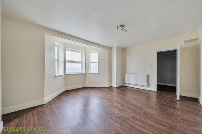 10214e57-4b9f-436...