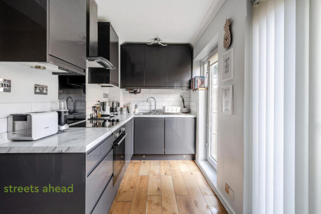 dbee2440-a0be-4b2...