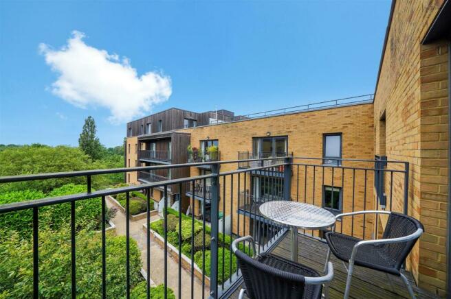 Balcony - Johnson Court, Kidbrooke Village - Prope