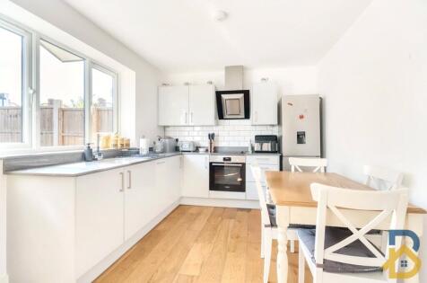 Haysoms Close, Romford, RM1