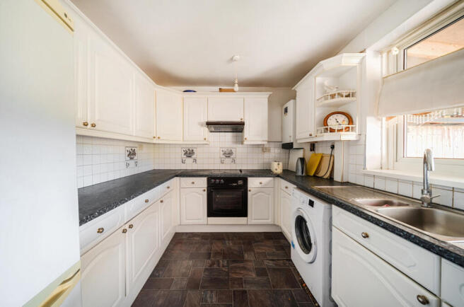 1384093-14-692593...