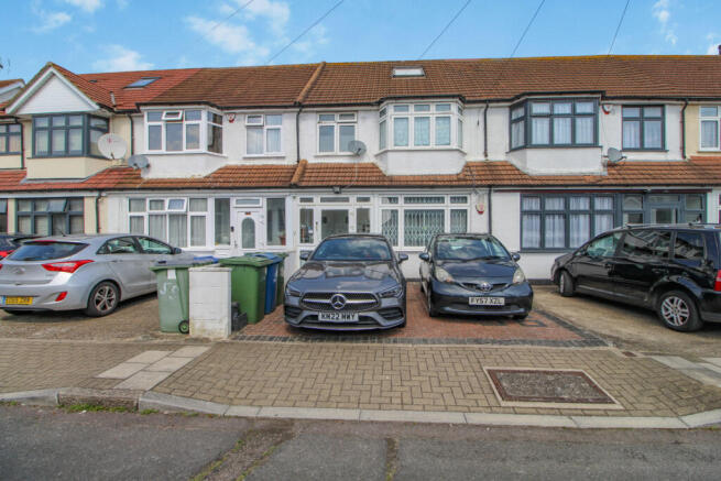 One Bedroom Ground Floor Maisonette To Rent