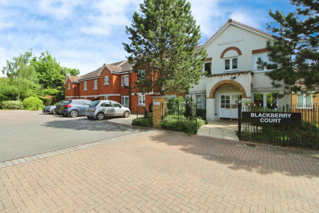 One Bedroom Ground Floor Retirement Flat To Rent