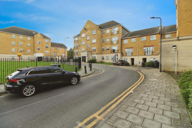 Two Bedroom Top Floor Flat To Rent