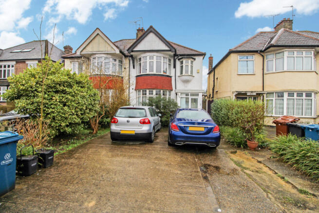 Two Bedroom Ground Floor Maisonette To Rent