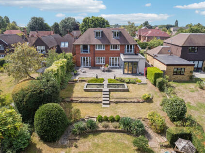 Cherry Tree Road, Beaconsfield, HP9