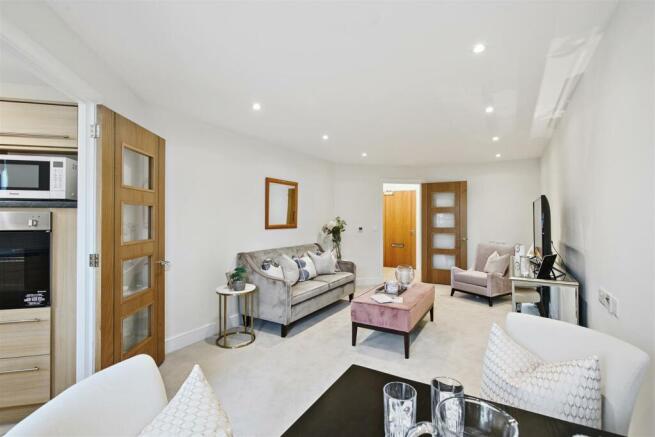 06-9f5dCT_MCS_Flat 11 Jenner Court_39.jpg