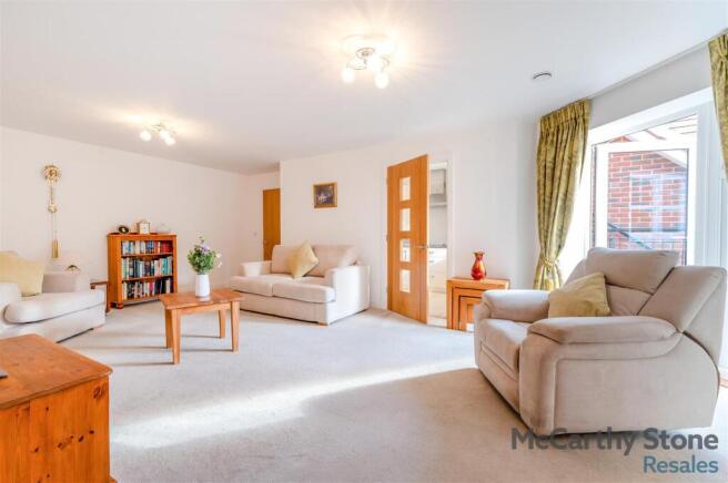 8639873-interior03.jpg