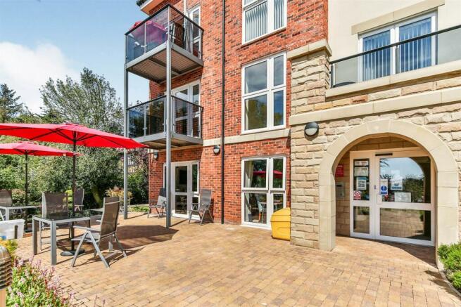 Chestnut Court Terrace.jpg