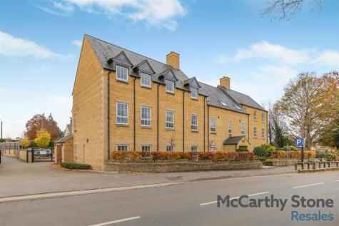 Willoughby Place, Station Road, Bourton-on-the-Water, Cheltenham, Gloucestershire, GL54 2FF