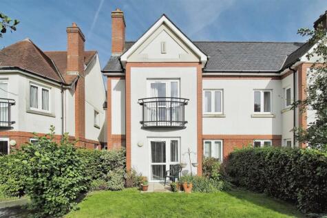 Farringford Court, Avenue Road, Lymington, Hampshire, SO41 9PA