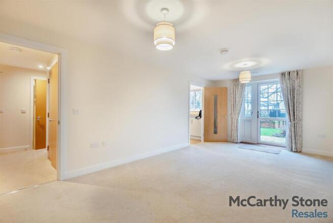 8636520-interior04-800.jpg