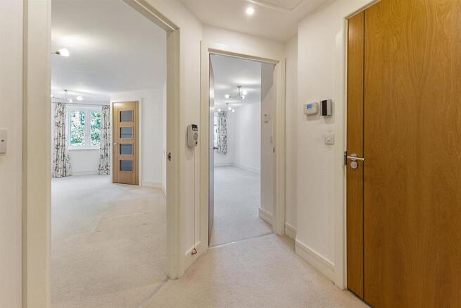 12-576bCH_39CRAYSHAW_RG48EQ_MCS83594_036 (1)-mediu