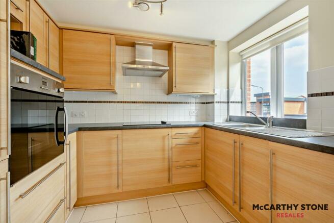 Kitchen: