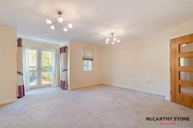 8624796-interior04.jpg