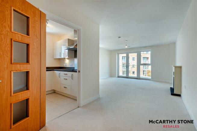 8606937-interior12-800.jpg