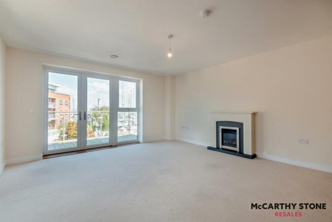8606937-interior16-800.jpg