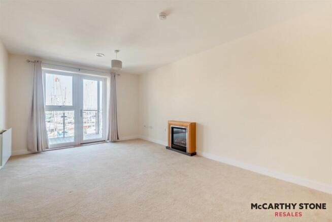 8606938-interior05-800.jpg