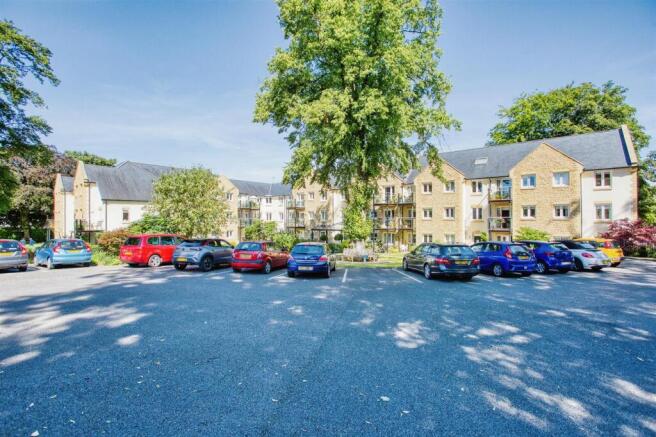 Holmcroft Court