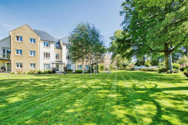 Holmcroft Court