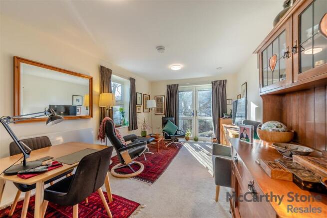 8634881-interior18.jpg