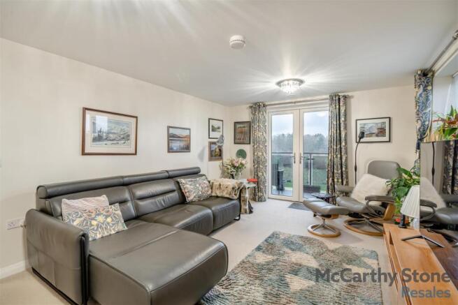 8636061-interior03.jpg