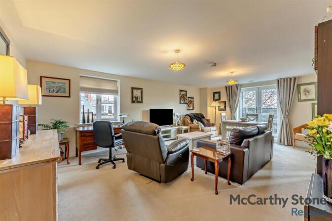 8638173-interior11-800.jpg