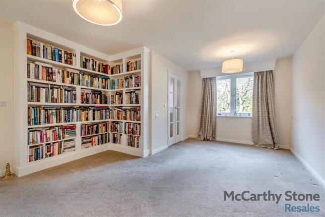 8638130-interior05.jpg